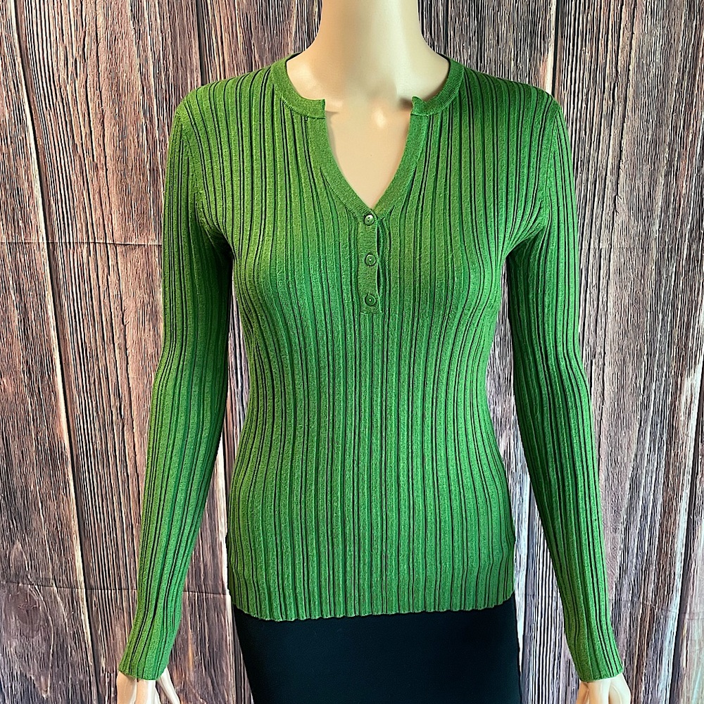 Hooked Up by IOT bodycon knit green long sleeve sweater comfy stretch